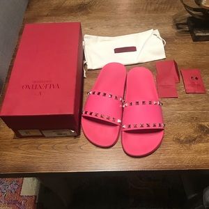 Valentino slipper